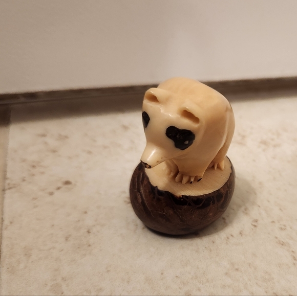 Carved Raccoon Bear Figure 2 Inch Tauga Nut - Picture 1 of 5